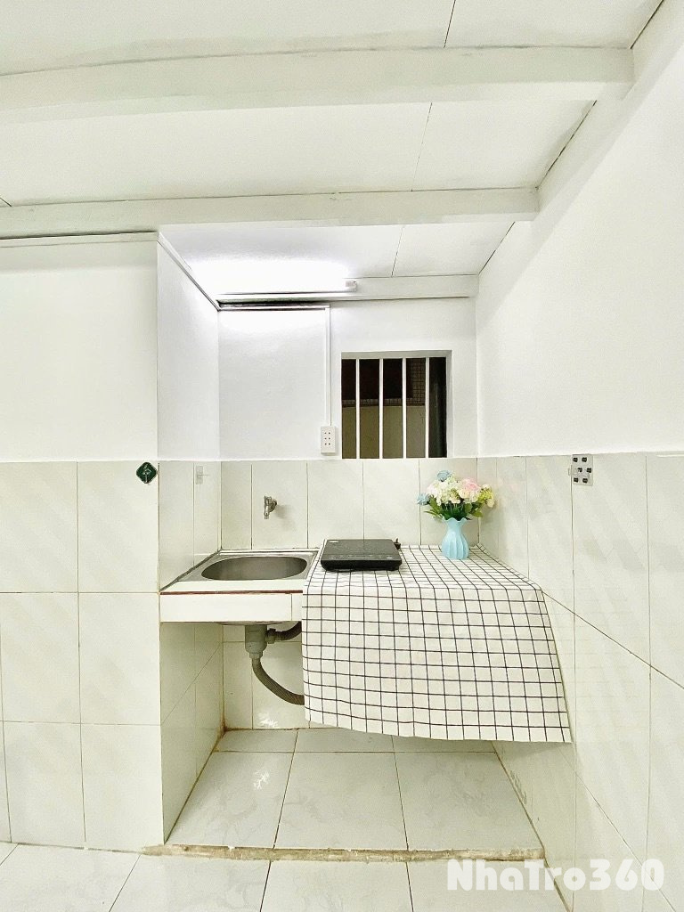 CHO THUÊ PHÒNG GẦN ĐH VĂN HIẾN QUA QUẬN 11 kế bên