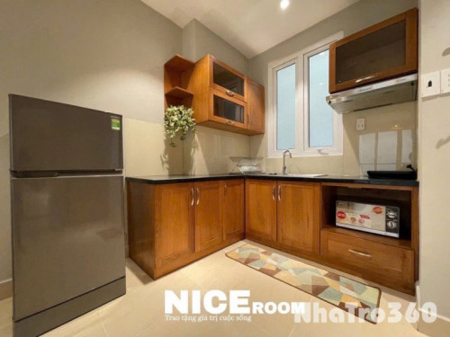 Căn Hộ 1PN Cho Thuê Tân Bình Ban Công Ngay Sân Bay