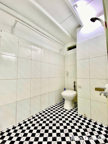 CHO THUÊ PHÒNG GẦN ĐH VĂN HIẾN QUA QUẬN 11 kế bên