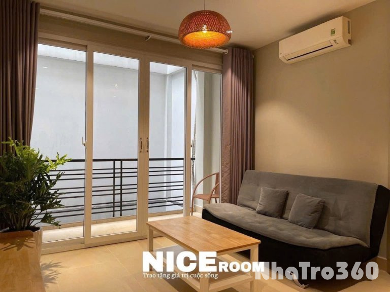 Căn Hộ 1PN Cho Thuê Tân Bình Ban Công Ngay Sân Bay