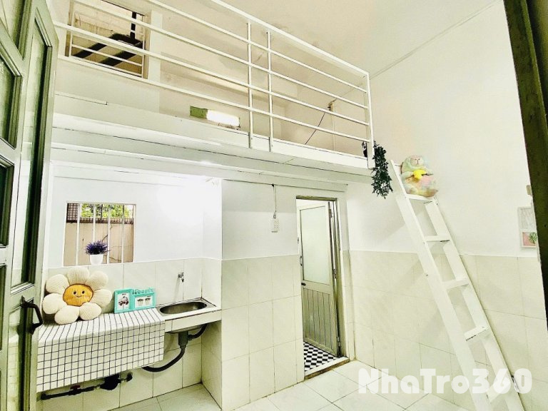 CHO THUÊ PHÒNG GẦN ĐH VĂN HIẾN QUA QUẬN 11 kế bên