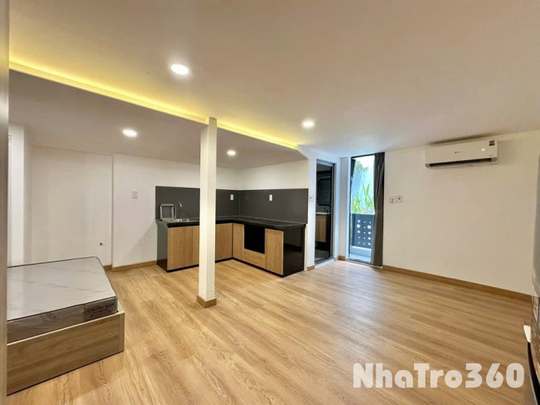 Cho Thuê Căn Hộ Ban Công Full Nội Thất Gần Kênh Tẻ