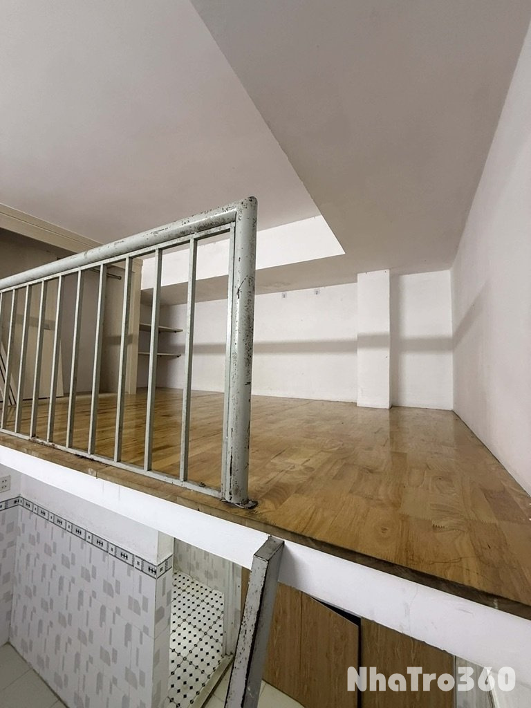 Pass phòng ở Lê trọng tấn (chuyển vào ở luôn)