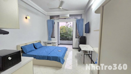 Cho thuê căn Studio ban công Q1, gần cầu Ba Son, Thảo Cầm Viên, chợ Bến Thành, vòng xoay Điện Biên Phủ