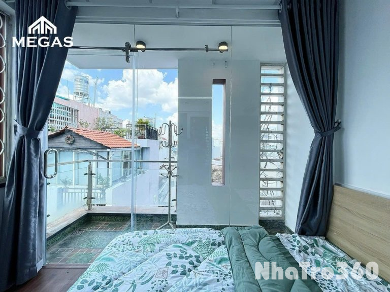 Cho thuê căn Studio ban công tách bếp Q1, ngay chợ Tân Định, nhà thờ Tân Định, công viên Lê Văn Tám