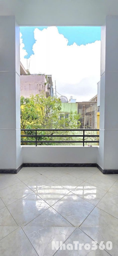 Cho thuê căn Studio ban công Q1, gần cầu Ba Son, Thảo Cầm Viên, chợ Bến Thành, vòng xoay Điện Biên Phủ