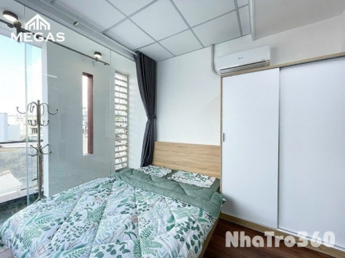 Cho thuê căn Studio ban công tách bếp Q1, ngay chợ Tân Định, nhà thờ Tân Định, công viên Lê Văn Tám