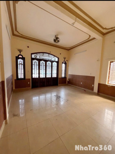 🍁 CHO THUÊ NHÀ MẶT TIỀN CHI LĂNG – TRUNG TÂM TP HUẾ 🍁