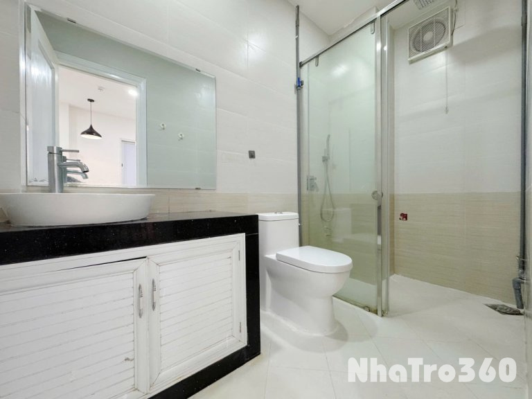 Căn hộ 1pn máy giặt riêng gần sân bay Tân Bình
