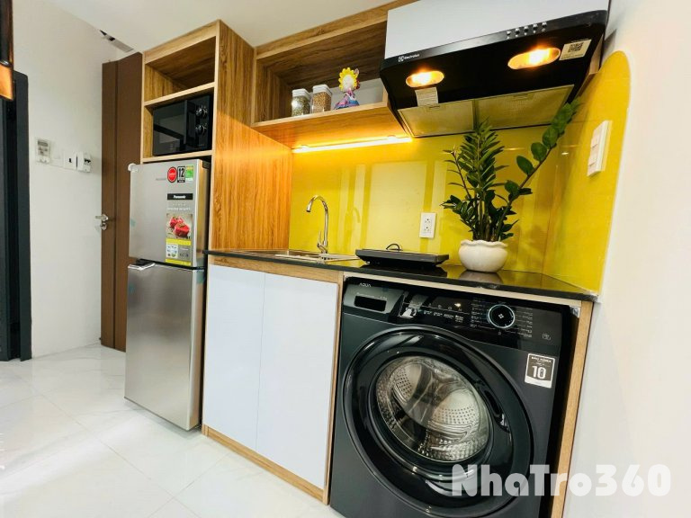 Cho thuê căn hộ 1PN, gác, Q4, đường Tôn Thất Thuyết, gần ĐH Nguyễn Tất Thành, Cầu Tân Thuận