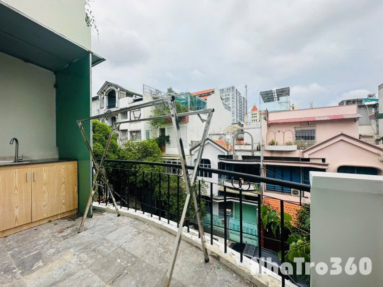 CĂN HỘ TÁCH BẾP BAN CÔNG NGAY NHÀ GA T3 TÂN BÌNH