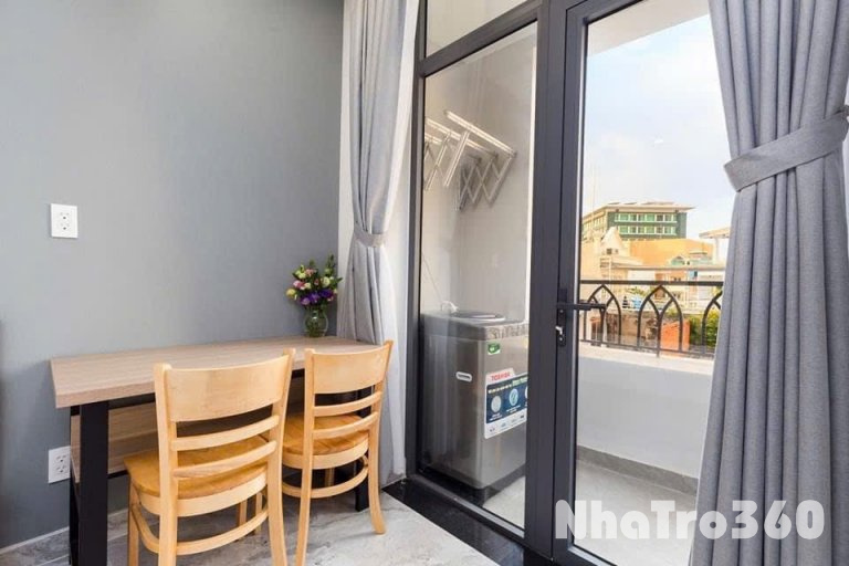 Căn hộ studio ban công gần Hoàng Văn Thụ Tân Bình