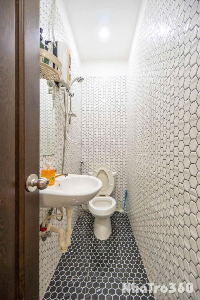 CHO THUÊ PHÒNG STUDIO HIỆN ĐẠI, MỚI, NGAY NHÀ GAT3