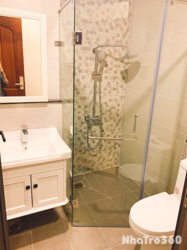 Cho thuê căn hộ Q4, Đường Bến Vân Đồn, gần ĐH Nguyễn Tất Thành, ĐH Luật, Chợ Xóm Chiếu