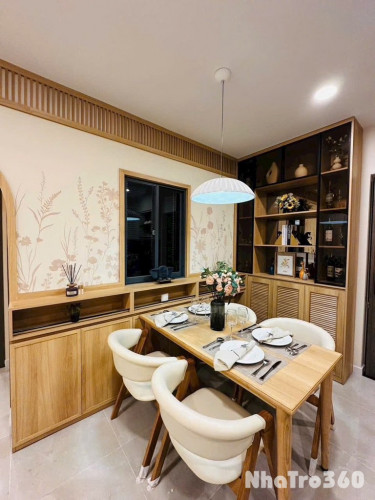 Giảm Giá Cuối Năm Rổ Hàng Thuê ngay ga Metro ĐHQG