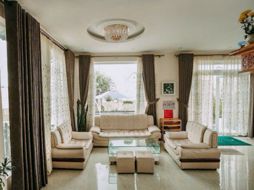 Cho thuê villa sân vườn 9 phòng ngủ full nội thất cao cấp phường 8 Đà Lạt giá 30 triệu