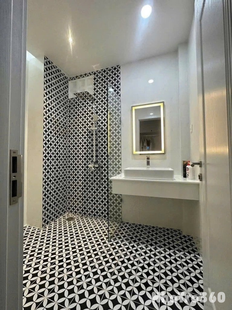 CĂN HỘ DUPLEX GẦN NGÃ TƯ BẢY HIỀN QUẬN TÂN BÌNH