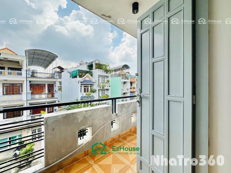 Full nội thất, bancol, cửa sổ, giá rẻ