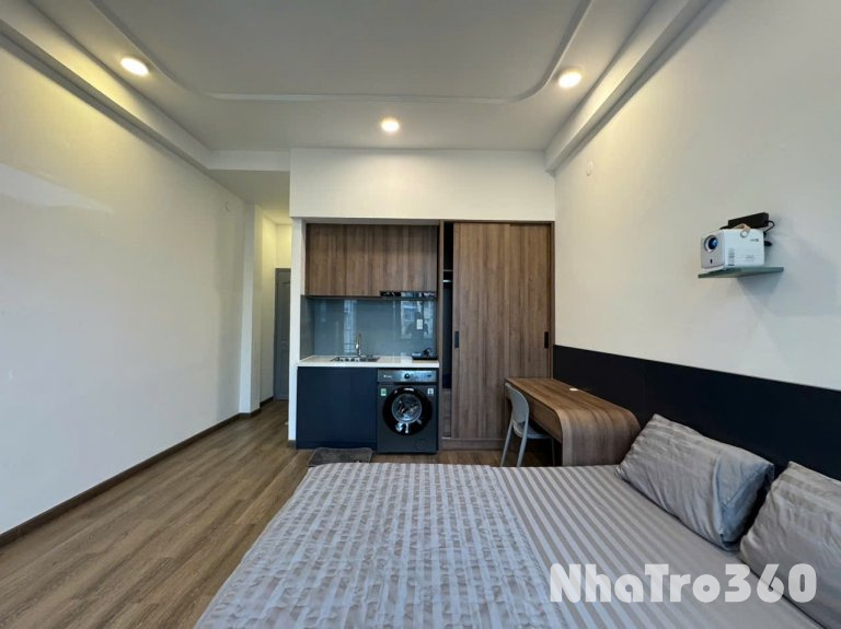 Studio ban công, máy giặt riêng Q1 - gần chợ Tân Định, nhà thờ Tân Định, cầu Công Lý…