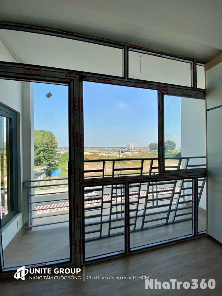Căn hộ studio ban công lớn gần sân bay Tân Bình
