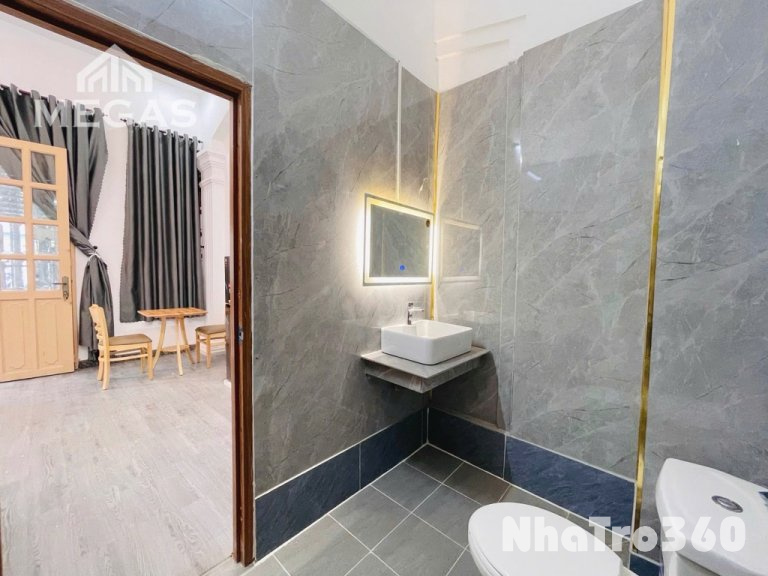 Full nội thất, CHDV, 1 phòng ngủ, tách bếp, rẻ