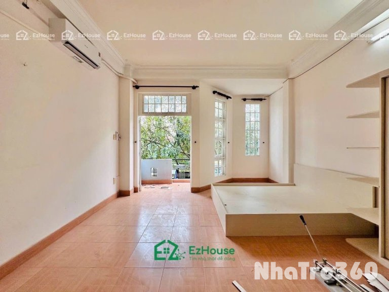 Cho thuê căn Studio ban công Q8 gần ngay Parcmall, Đh Công nghệ SG, cầu Chánh Hưng, Bệnh viện quận 8