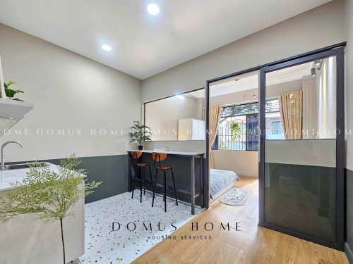 Cho thuê căn hộ 1PN, ban công, Q4, Đường Khánh Hội, gần Cầu Ông Lãnh, Cầu Kênh Tẻ, Công Viên Khánh Hội