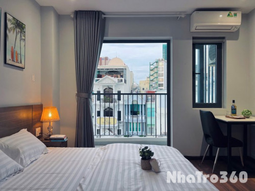 Cho thuê căn hộ ban công, Q1, Đường Trần Đình Xu, gần Công Viên 23/9, Công Viên Tao Đàn, Cầu Ông Lãnh