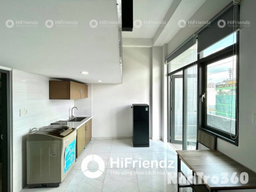 Full nội thất, thang máy, gác, ban công