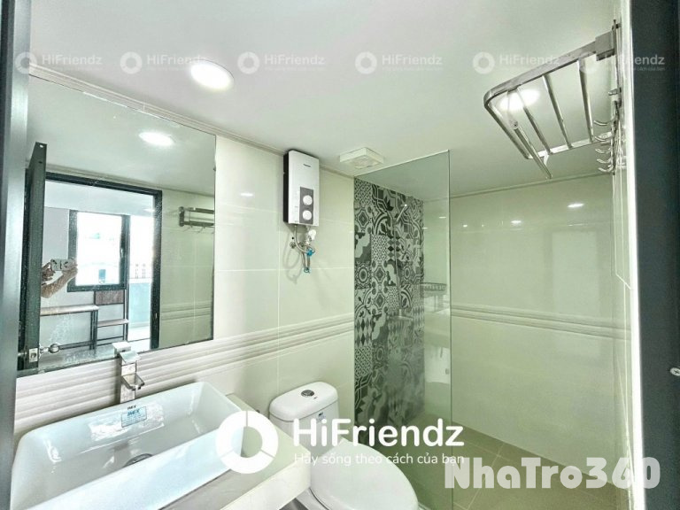 Full nội thất, thang máy, gác, ban công