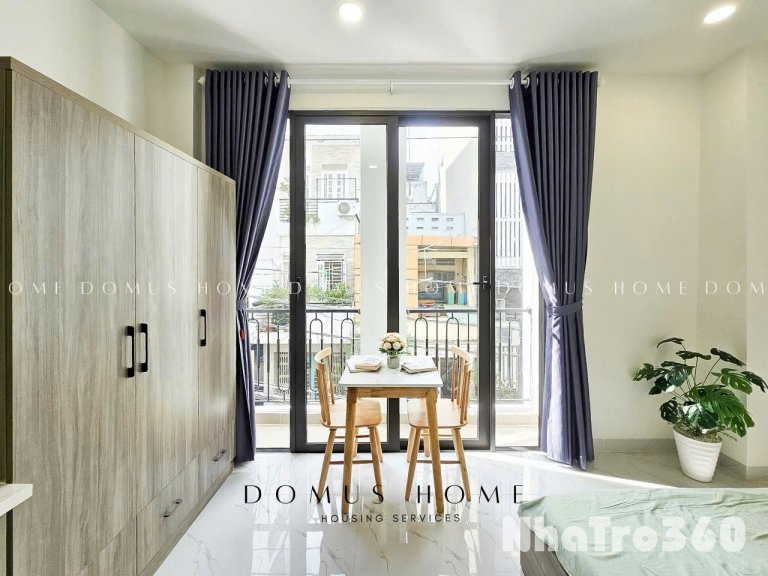 Cho thuê căn Studio ban công Q4 - gần Đh Luật, Đh Nguyễn Tất Thành, cầu Kênh Tẻ, cầu Tân Thuận