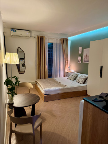 Cho thuê căn hộ Studio Cửa sổ thoáng Q1 gần công viên 23 tháng 9, Ngã Năm Cống Quỳnh, chợ Bến Thành