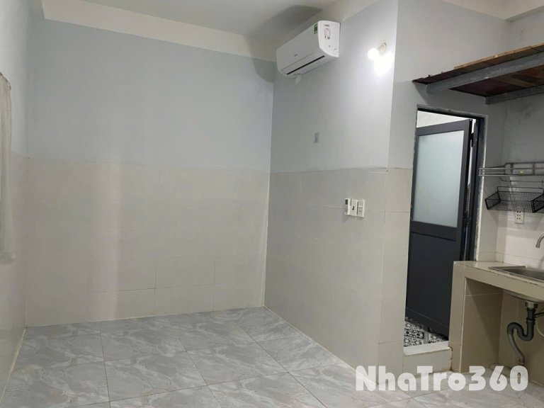 Cần cho thuê. Giá 3.5tr mới, có máy lạnh, rộng