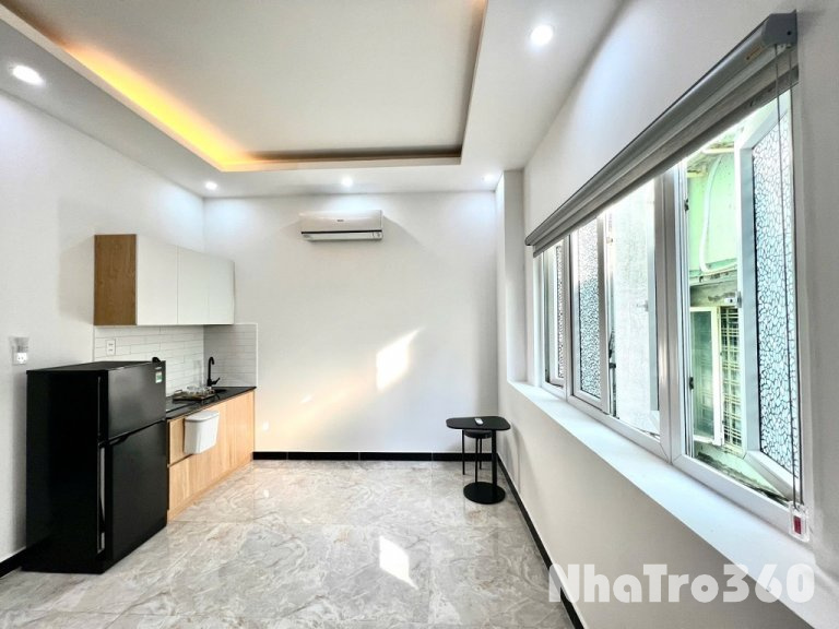 PHÒNG 35M2 QUẬN 10 ĐƯỜNG BẮC HẢI NGAY VẠN HẠNH MAL