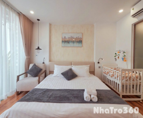 Cho thuê căn hộ ban công quận 1, full nội thất