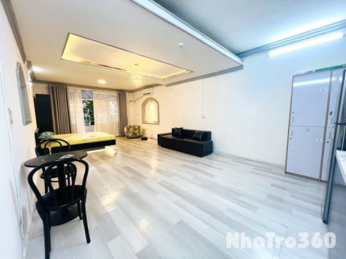 PHÒNG BAN CÔNG 50M2 QUẬN 5 ĐƯỜNG NGUYỄN CHÍ THANH