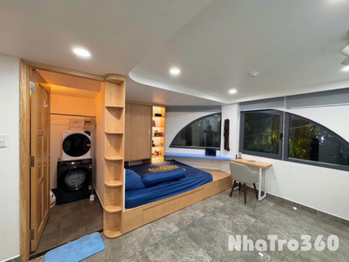 Phòng studio cửa sổ trời tách bếp