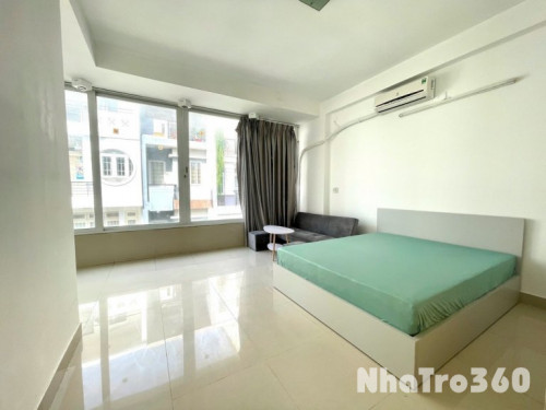 Studio ban công full nội thất gần sân bay, ga t3