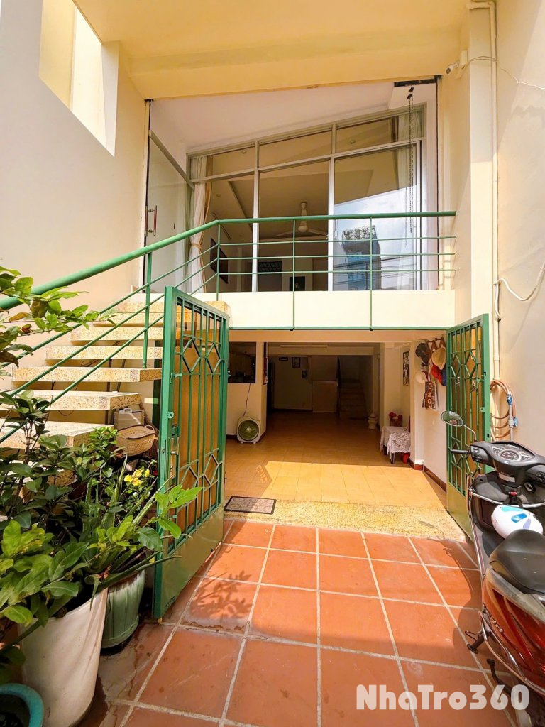 Cho thuê mặt bằng Mặt tiền Cư Xá Bắc Hải - QUẬN 10 - 30 triệu - 4 Tầng