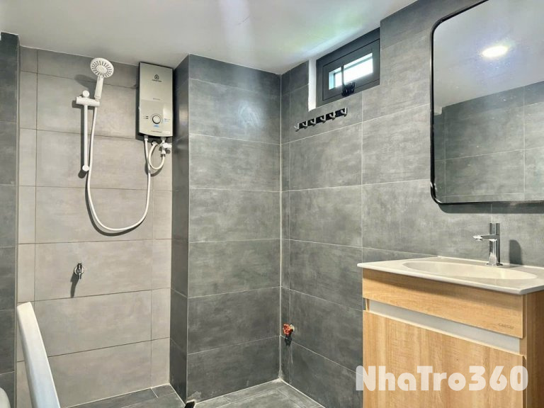 Cho Thuê Căn Hộ Quận 4, gần chợ Xóm Chiếu