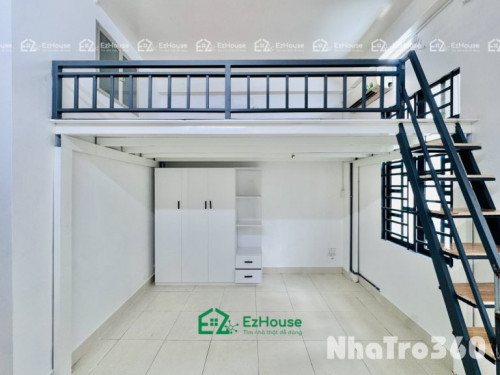 Gần công viên Phú Lâm