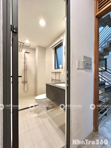 CĂN HỘ BAN CÔNG 45m2 SÂN BÂY NHÀ GA T3 TÂN BÌNH