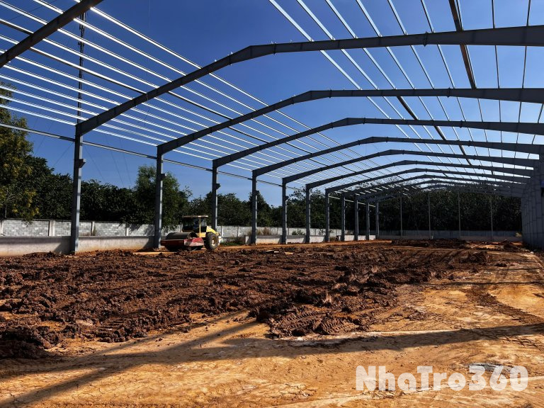 CHO THUÊ XƯỞNG TÂN UYÊN – GẦN VSIP 2 dt 2000M2