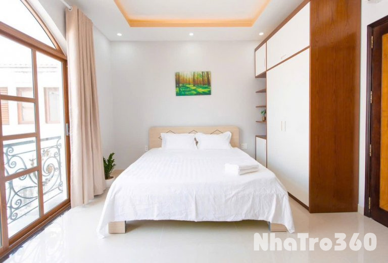 Phòng ban công 35m2 quận 3 gần CV Tao Đàn