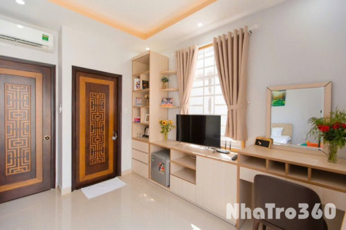 Phòng ban công 35m2 quận 3 gần CV Tao Đàn