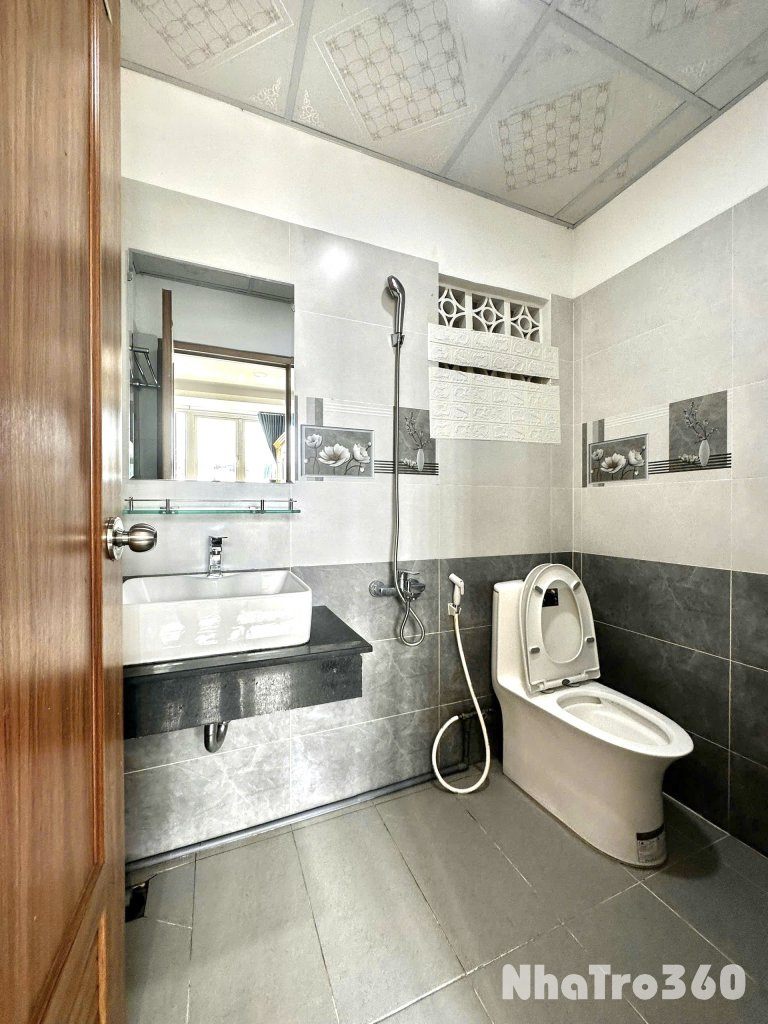 Cho thuê căn hộ Studio Cửa sổ thoáng Q1 gần chợ Bến Thành, công viên 23 tháng 9, Ngã Năm Cống Quỳnh