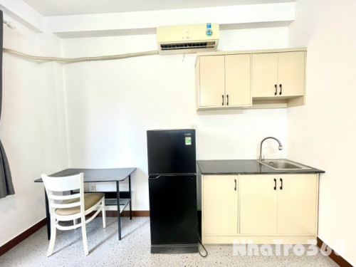 Cho thuê trọ Studio cửa sổ giá rẻ Q1, gần chợ Bến Thành, công viên 23/9, phố đi bộ, Saigon Center, Takasimaya,…