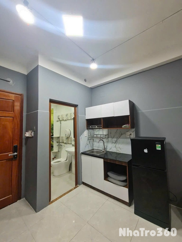 CĂN HỘ TÁCH BẾP CỬA SỔ NGAY SÂN BAY TÂN BÌNH