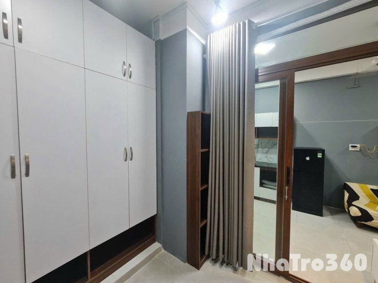 CĂN HỘ TÁCH BẾP CỬA SỔ NGAY SÂN BAY TÂN BÌNH