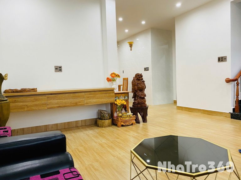 CHO THUÊ NHÀ ĐƯỜNG LÊ HỒNG PHONG. PHƯỜNG 4 TP ĐÀ LAT GIÁ 15 TRIỆU